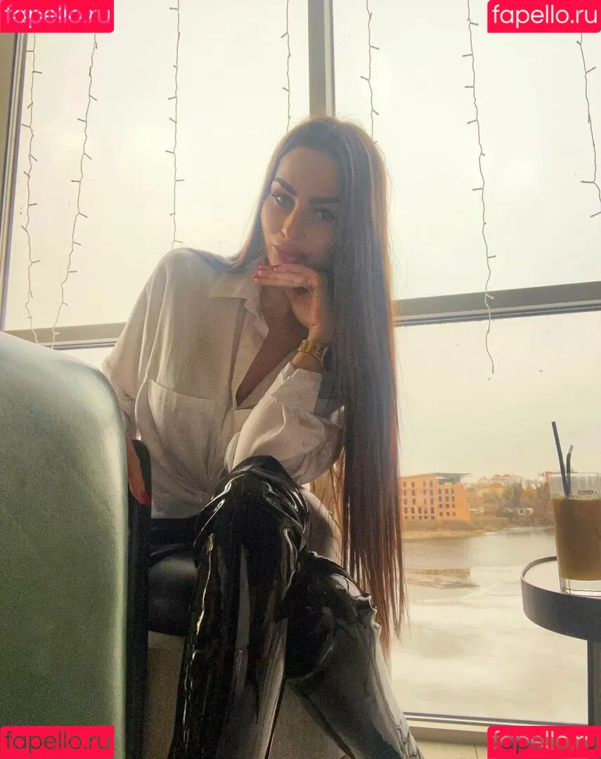 alexxxa.queen Onlyfans Photo Gallery 