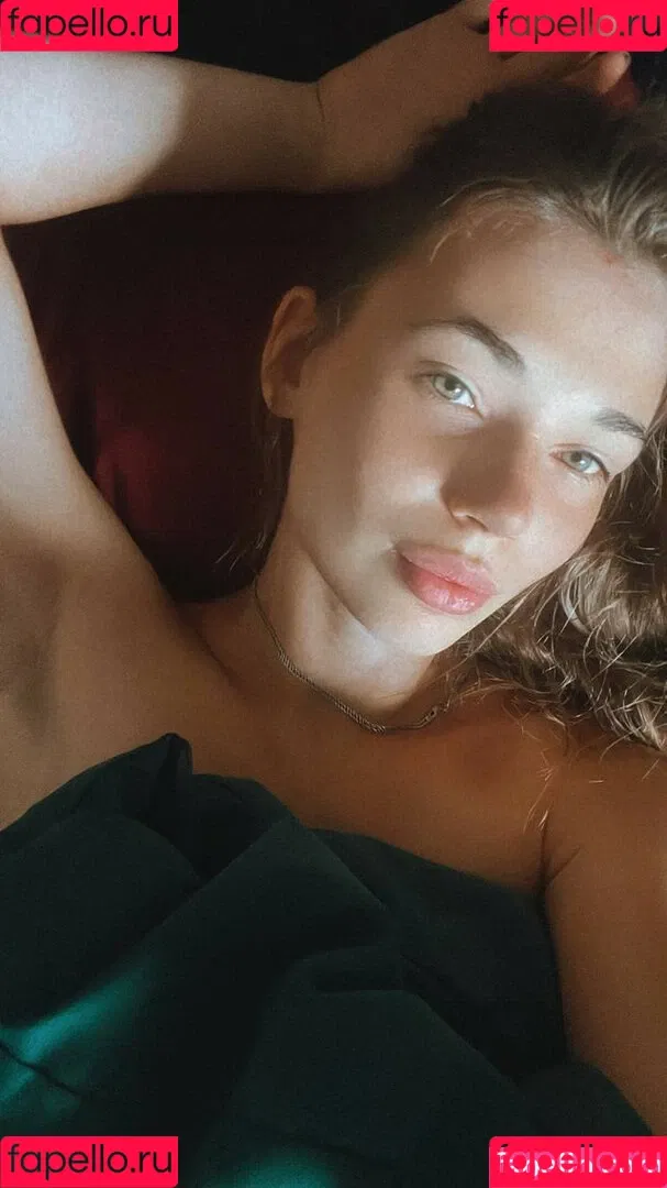 Steklova Eseniia Onlyfans Photo Gallery 