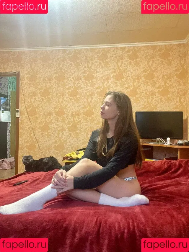 Steklova Eseniia Onlyfans Photo Gallery 