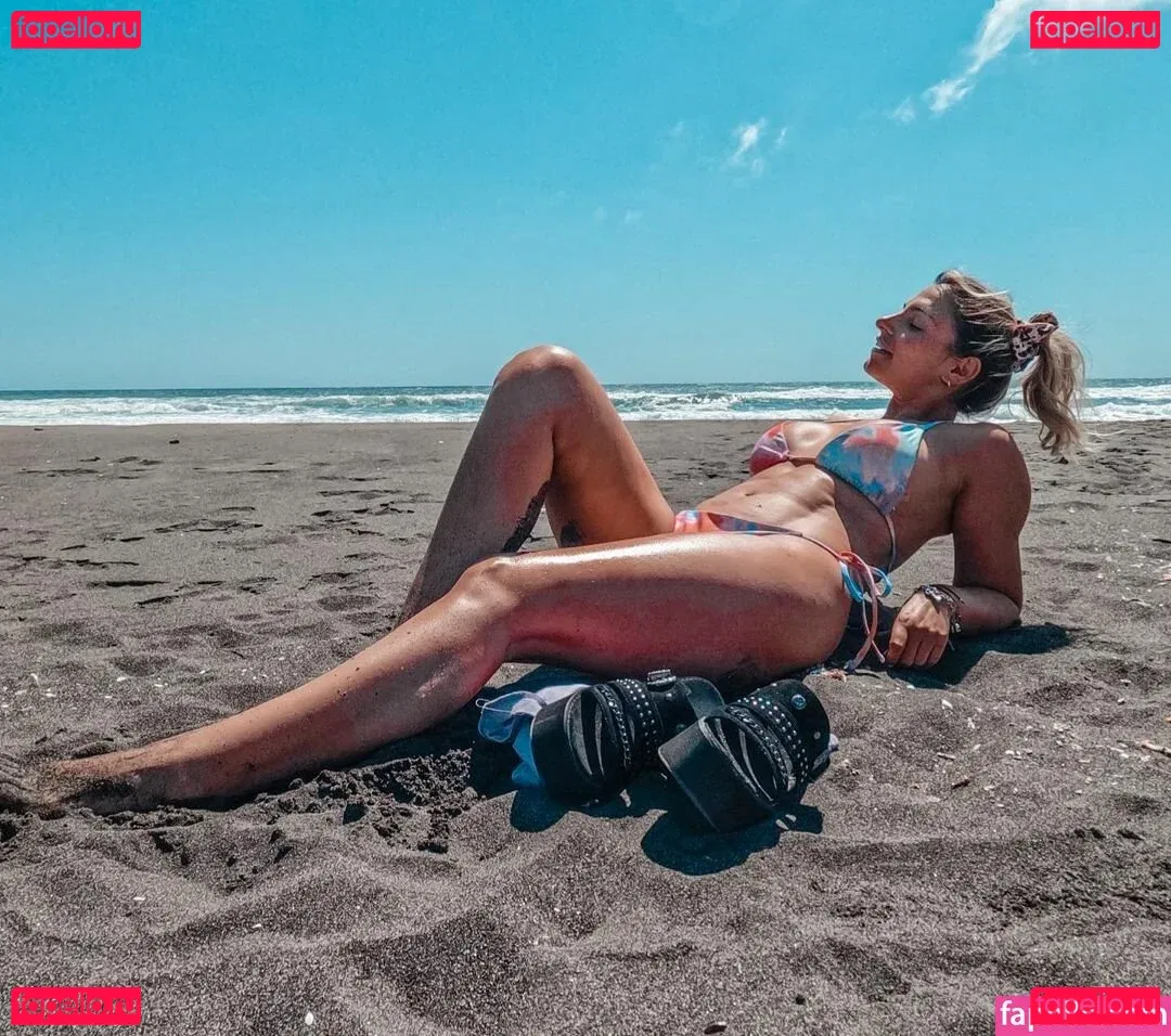 Tamara Sepúlveda Harnisch Onlyfans Photo Gallery 