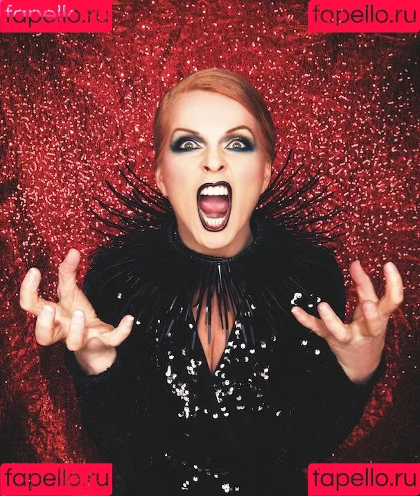 Toyah Onlyfans Photo Gallery 
