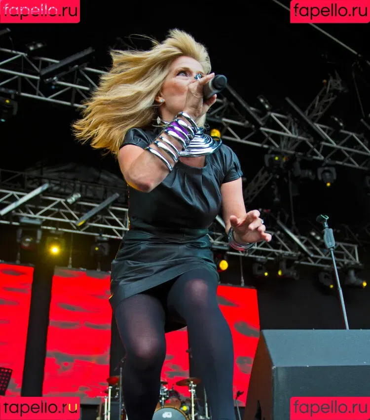 Toyah Onlyfans Photo Gallery 