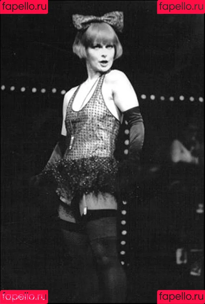 Toyah Onlyfans Photo Gallery 