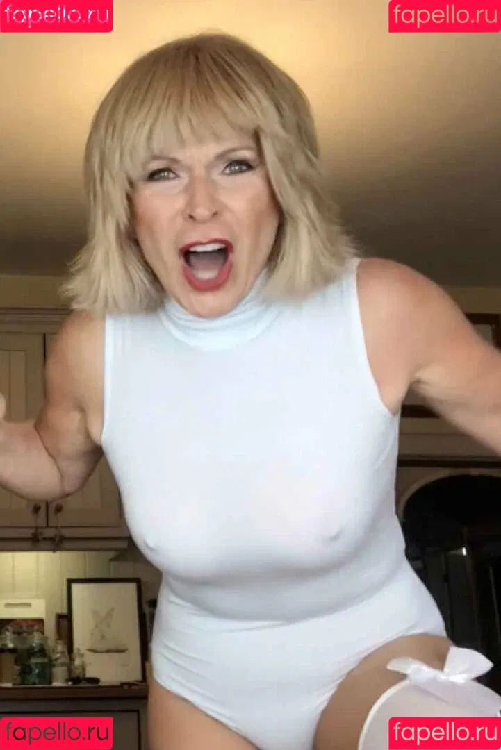 Toyah Onlyfans Photo Gallery 