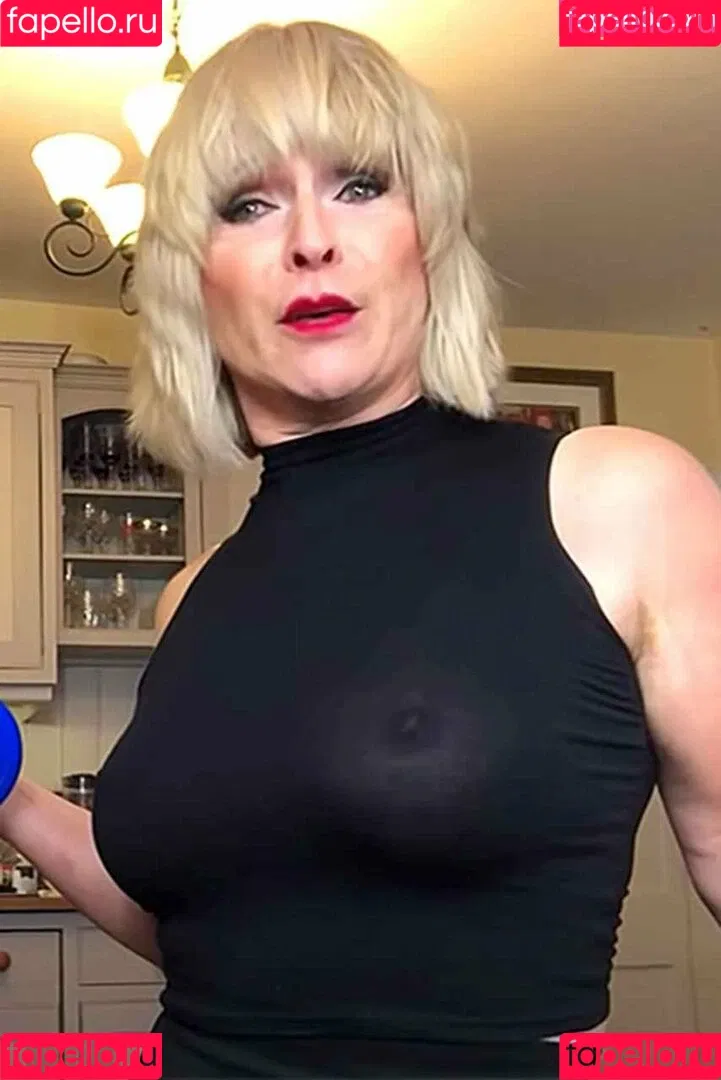 Toyah Onlyfans Photo Gallery 