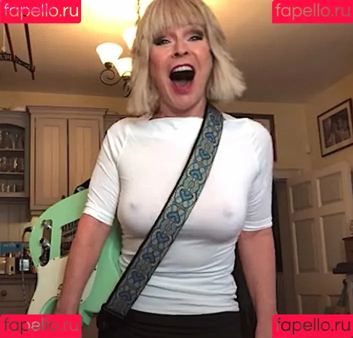 Toyah Onlyfans Photo Gallery 