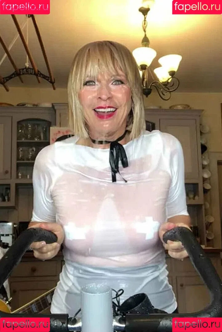 Toyah Onlyfans Photo Gallery 