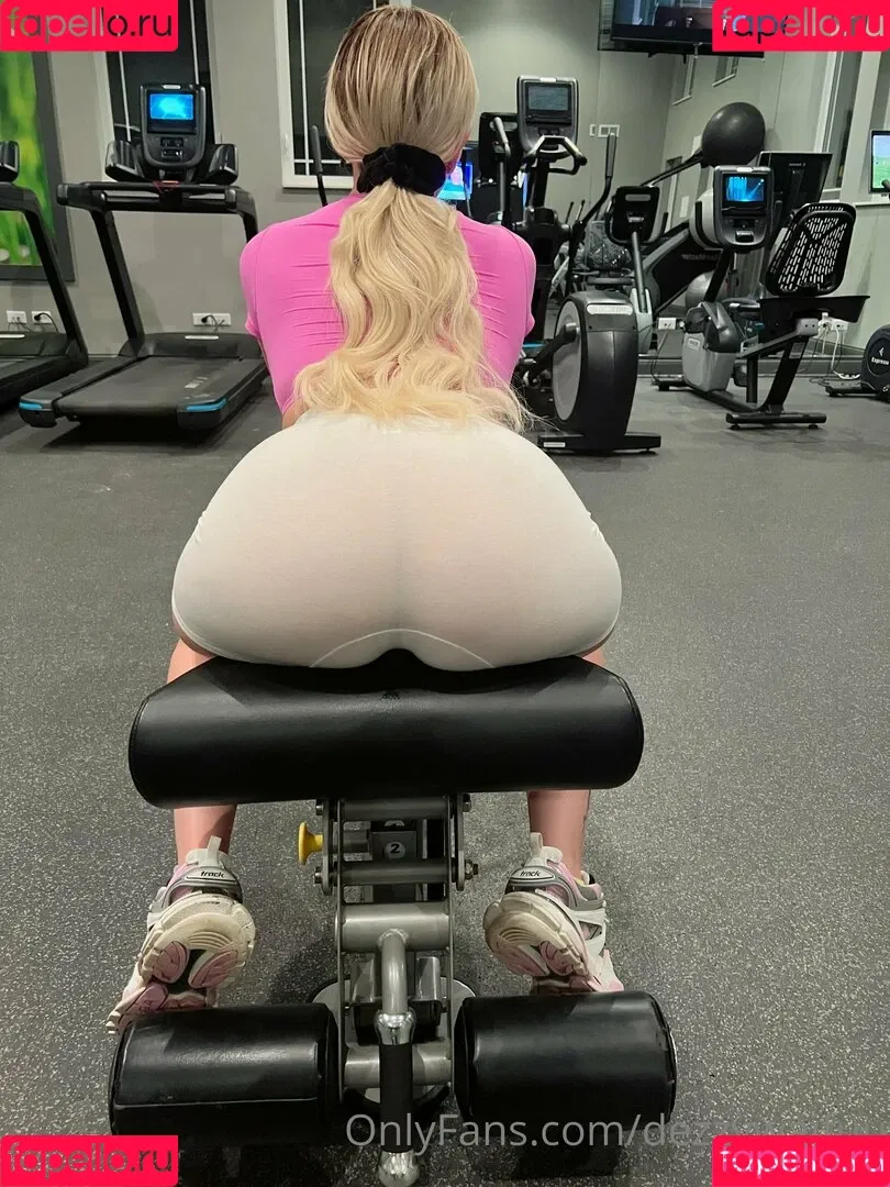 dezzywaifuu Onlyfans Photo Gallery 