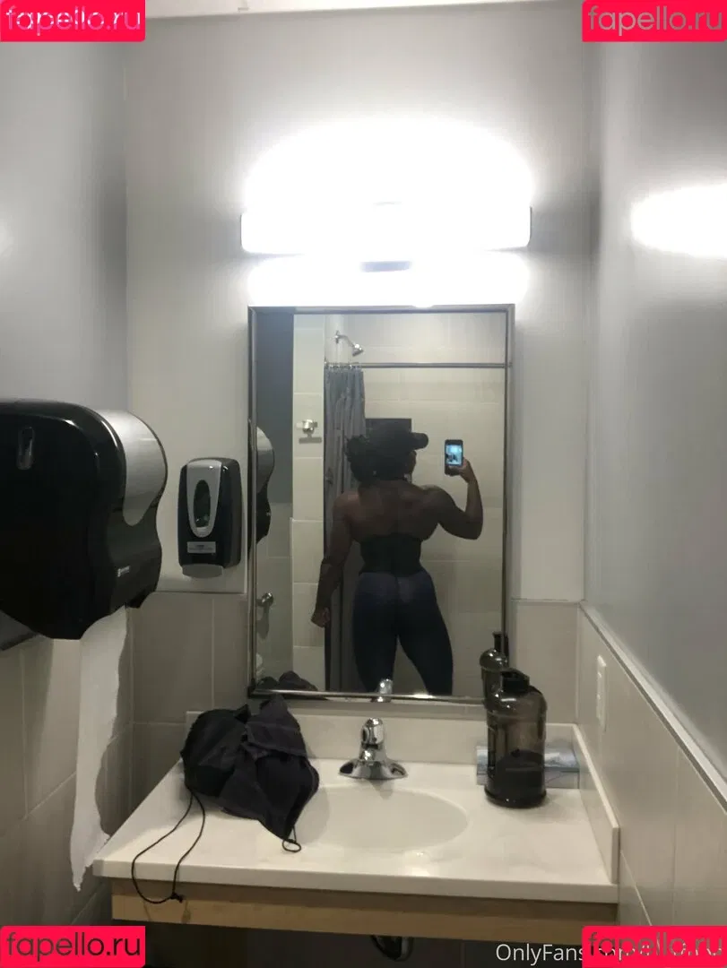 ebonymuscle Onlyfans Photo Gallery 