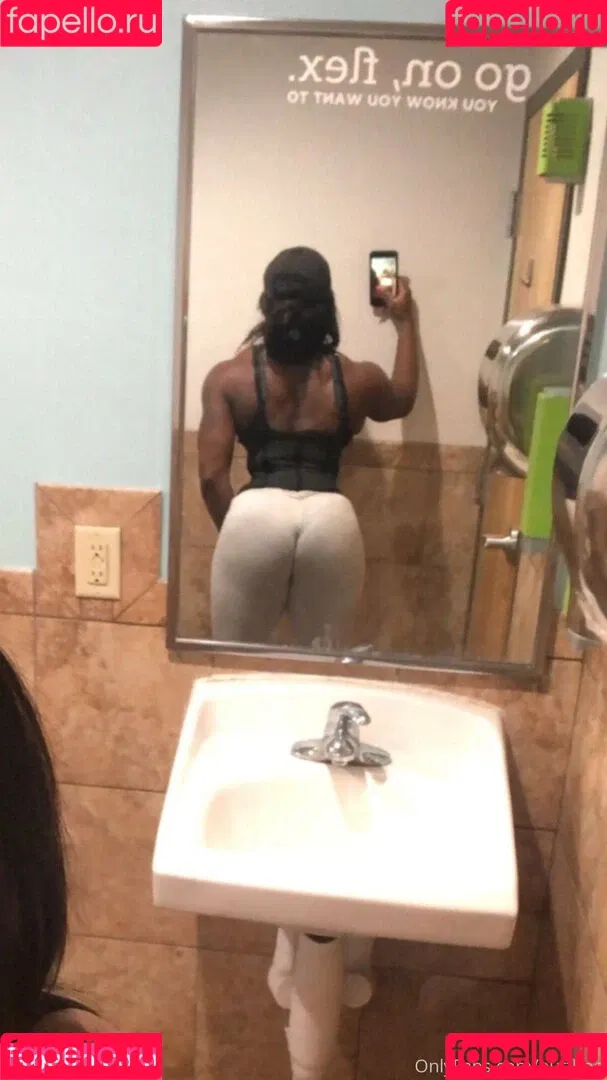ebonymuscle Onlyfans Photo Gallery 