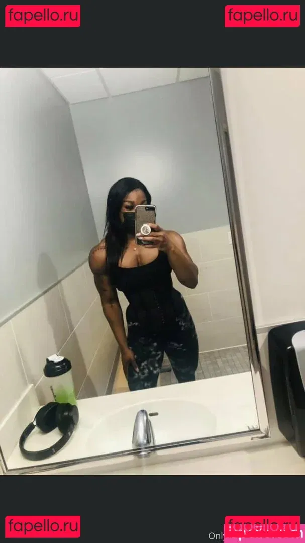 ebonymuscle Onlyfans Photo Gallery 