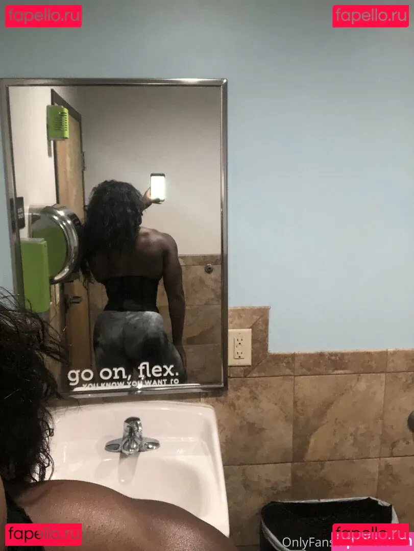 ebonymuscle Onlyfans Photo Gallery 