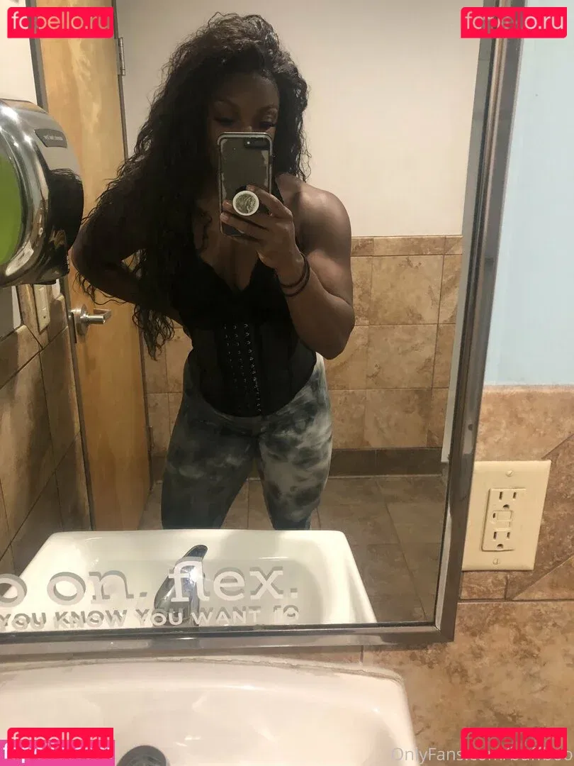 ebonymuscle Onlyfans Photo Gallery 