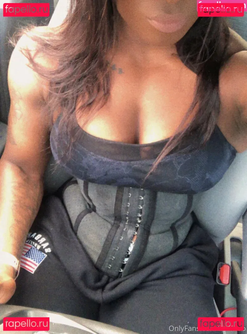 ebonymuscle Onlyfans Photo Gallery 