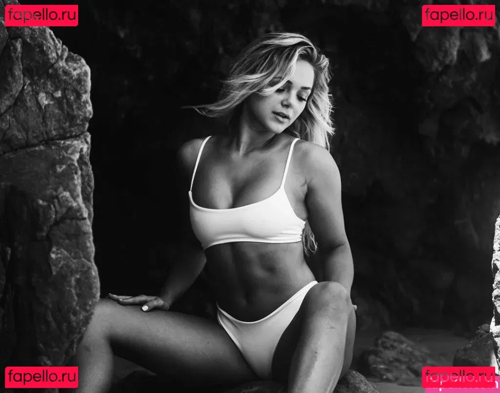 Oana Gregory Onlyfans Photo Gallery 