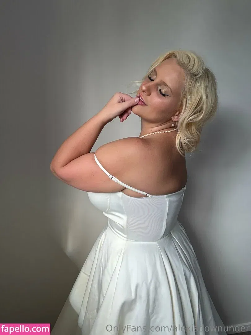 alexisdownunder Onlyfans Photo Gallery 