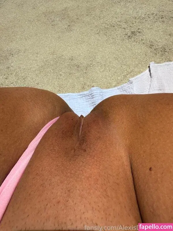 alexisdownunder Onlyfans Photo Gallery 