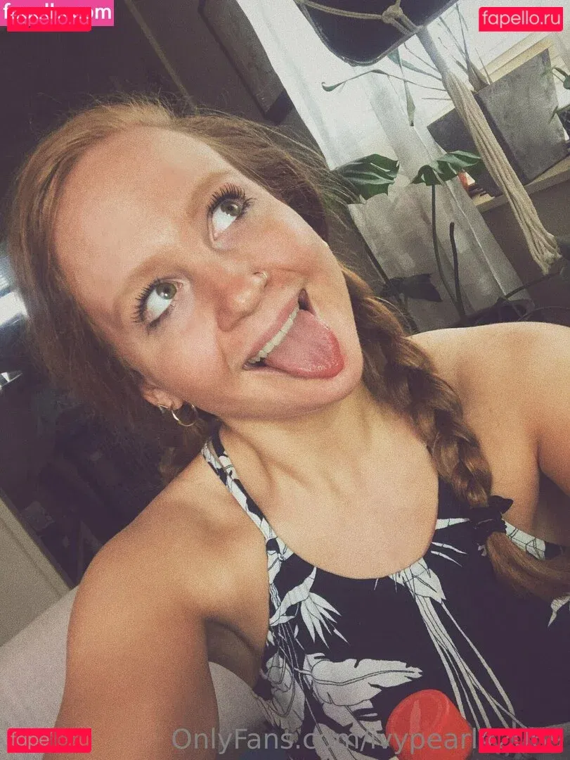 ivypearl42069 Onlyfans Photo Gallery 