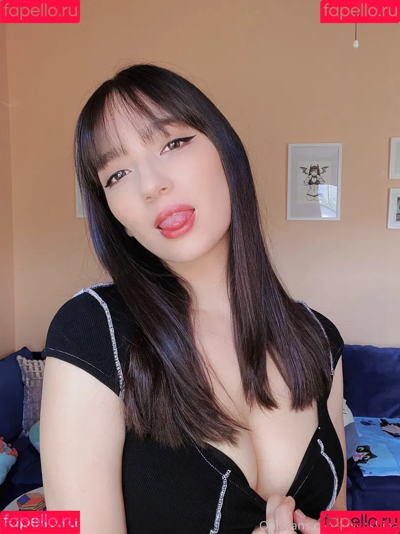 Rei Yoshida Onlyfans Photo Gallery 