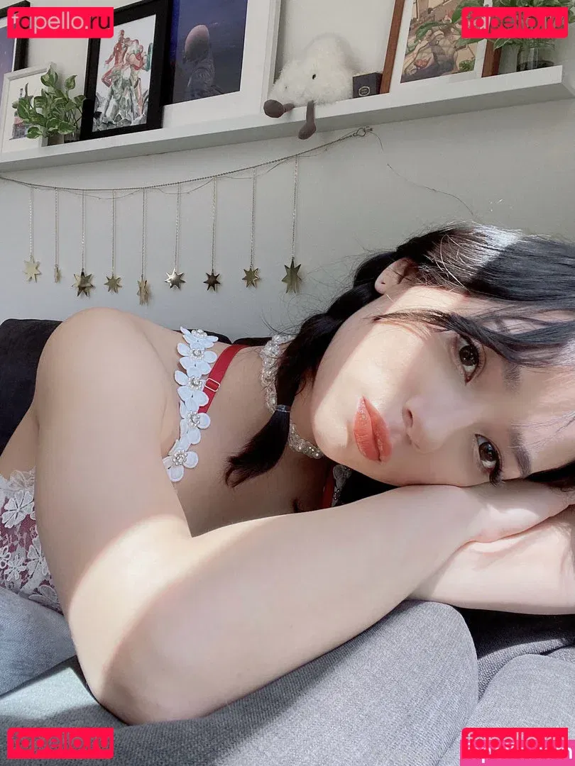 Rei Yoshida Onlyfans Photo Gallery 