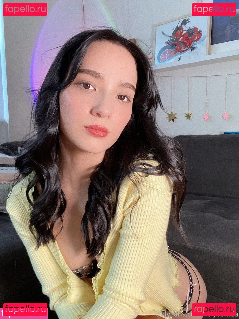 Rei Yoshida Onlyfans Photo Gallery 