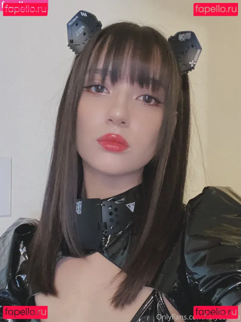 Rei Yoshida Onlyfans Photo Gallery 