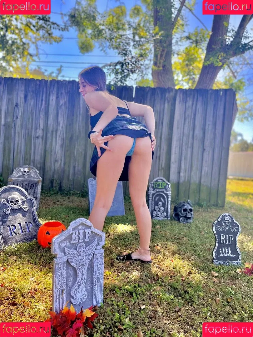 SarahRhyder Onlyfans Photo Gallery 