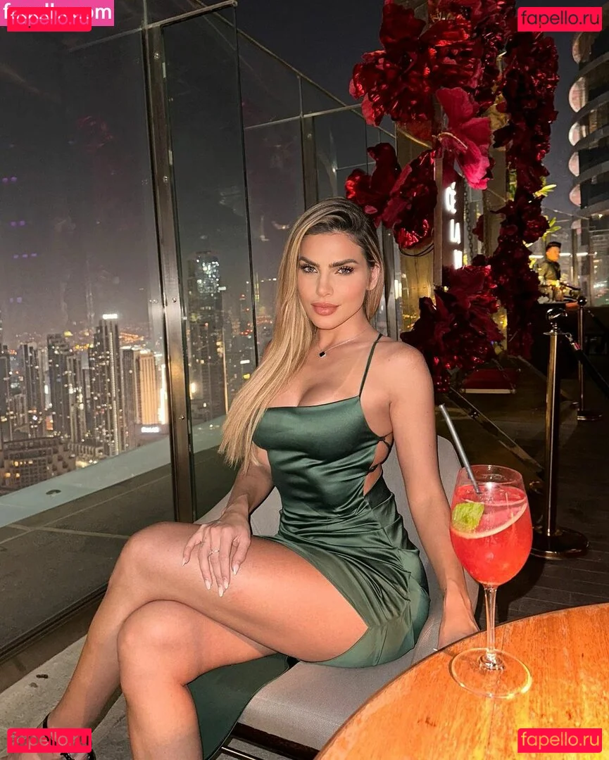 Erika Schneider Onlyfans Photo Gallery 