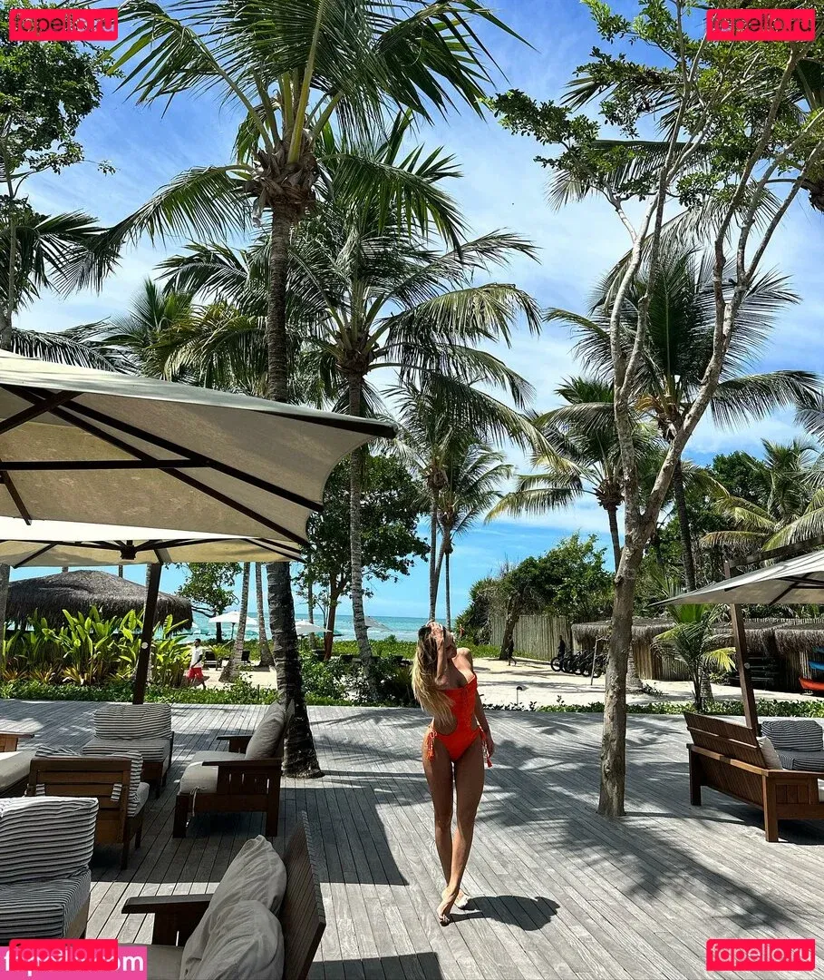 Erika Schneider Onlyfans Photo Gallery 