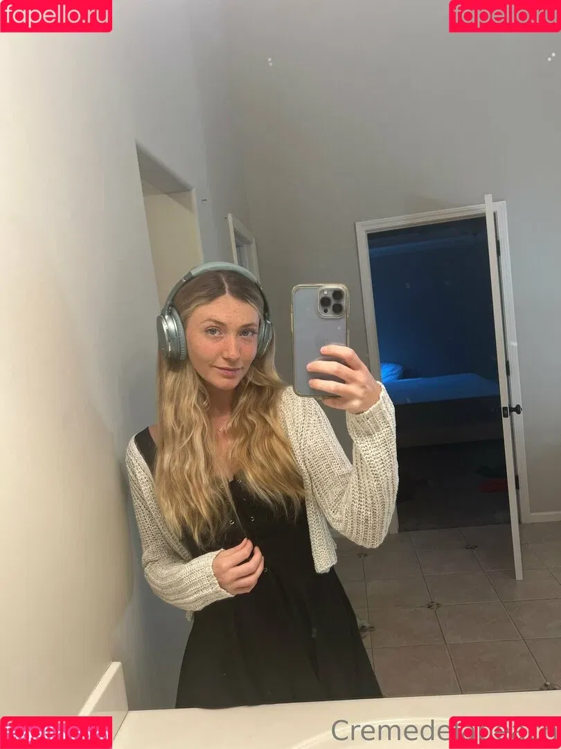 cremedelapeach Onlyfans Photo Gallery 