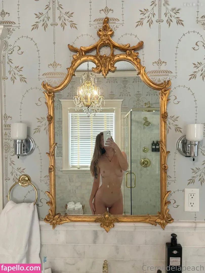 cremedelapeach Onlyfans Photo Gallery 