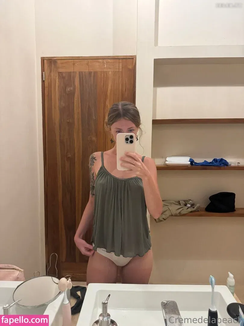 cremedelapeach Onlyfans Photo Gallery 