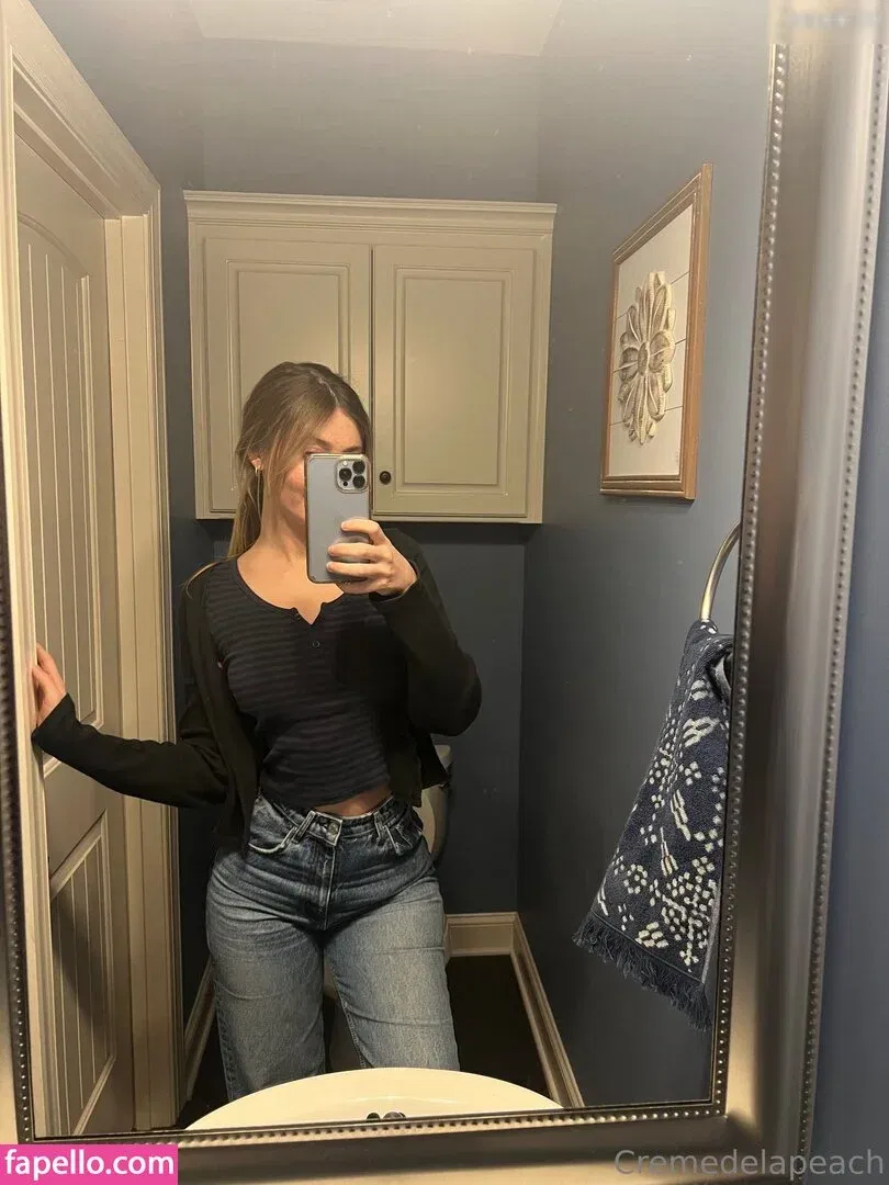cremedelapeach Onlyfans Photo Gallery 