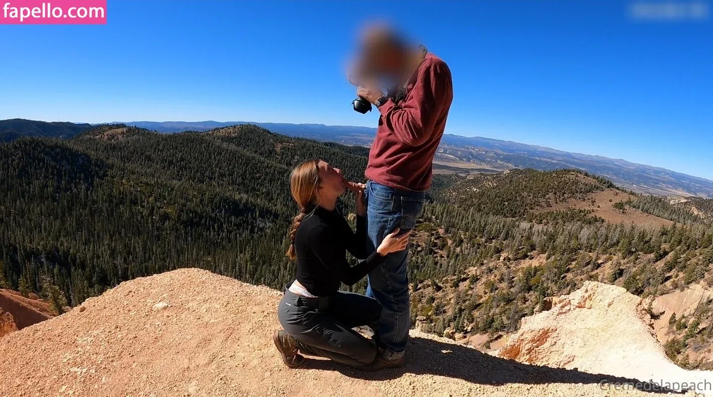 cremedelapeach Onlyfans Photo Gallery 