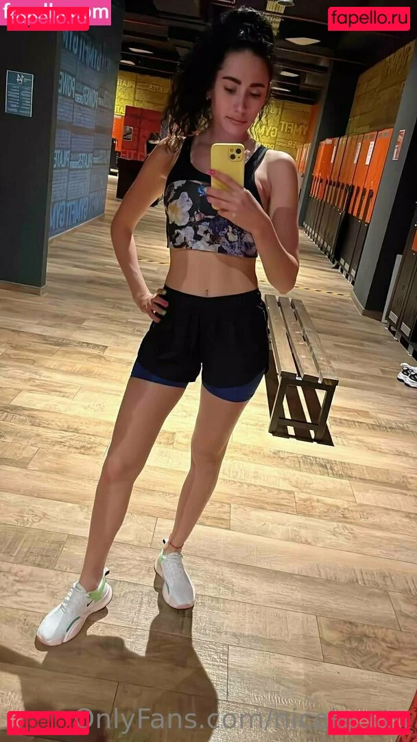 nicole_stn Onlyfans Photo Gallery 