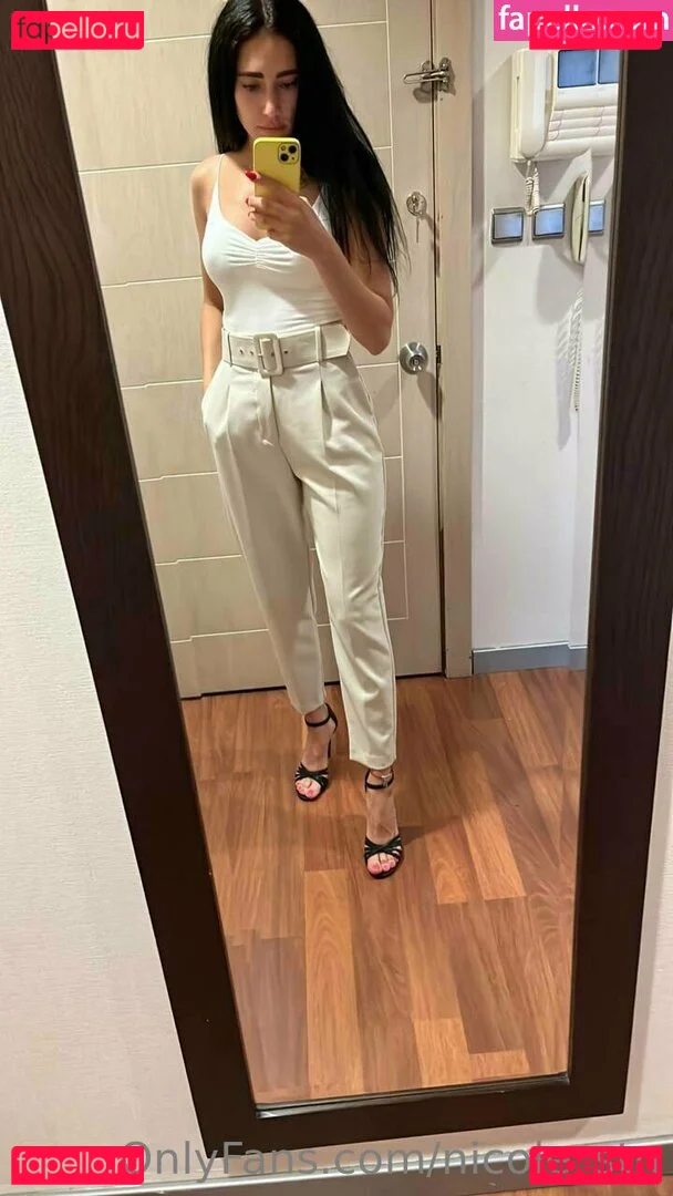 nicole_stn Onlyfans Photo Gallery 