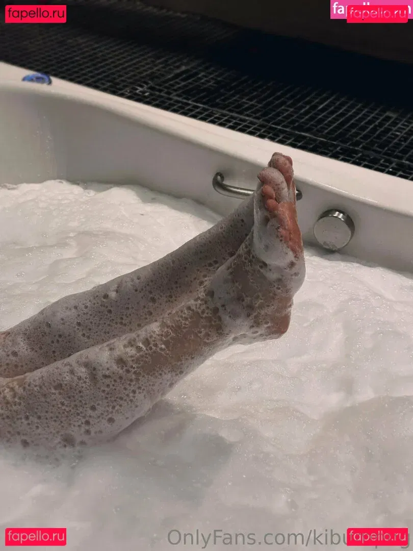 kibumpng Onlyfans Photo Gallery 