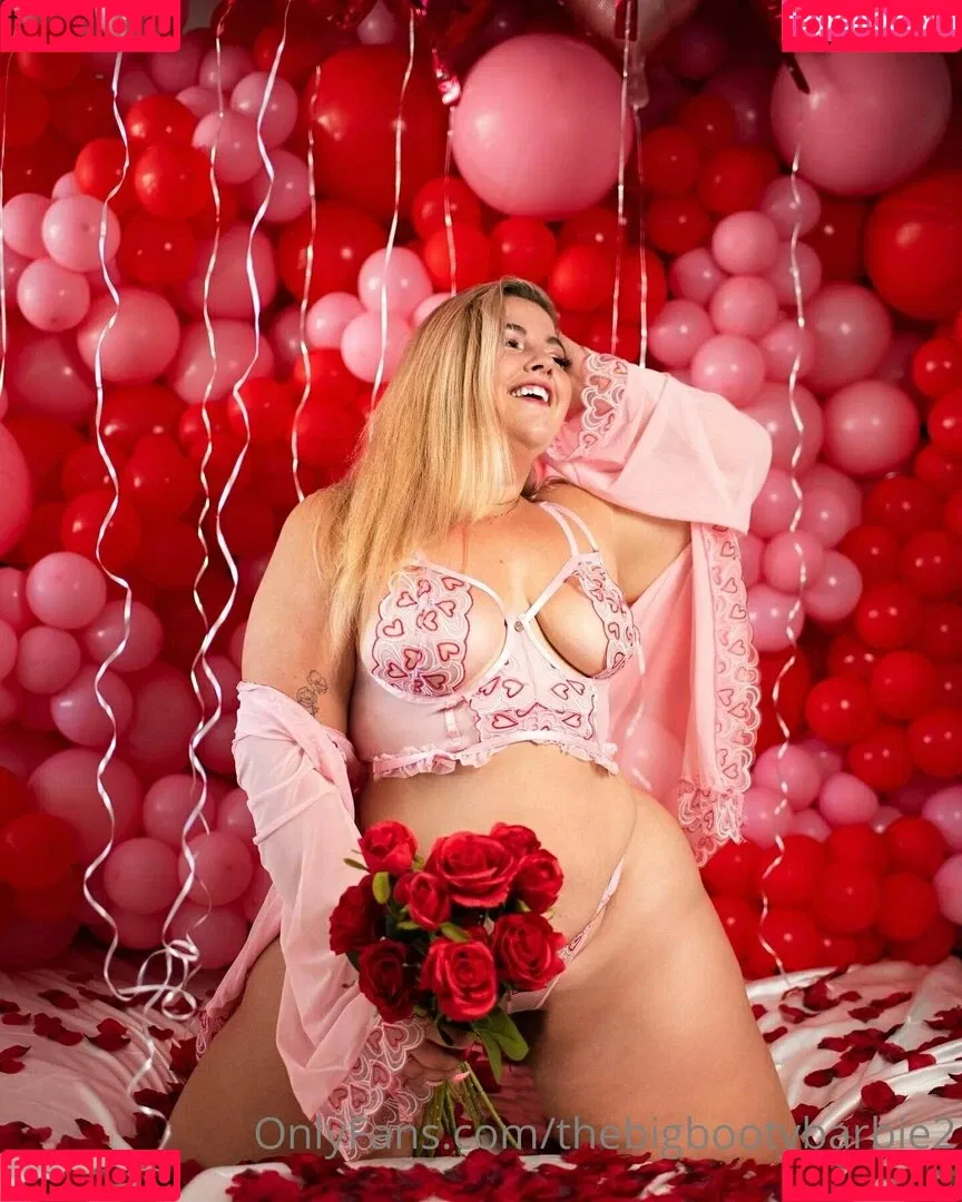 thebigbootybarbie2 Onlyfans Photo Gallery 