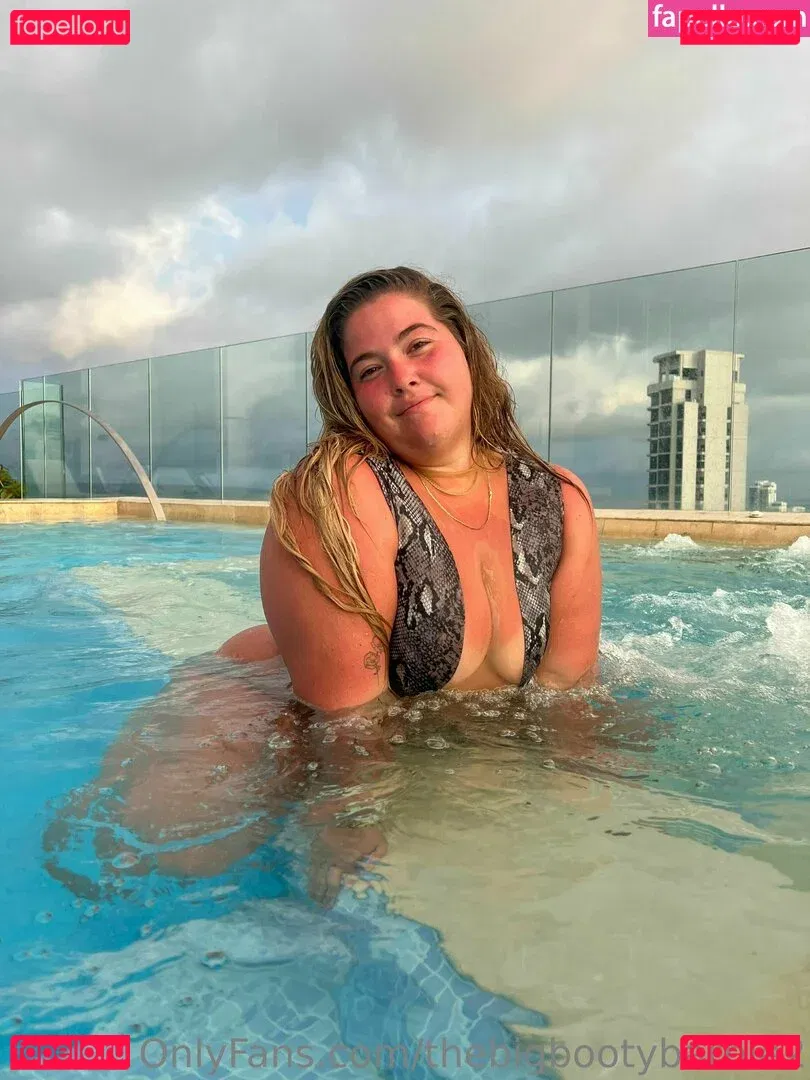 thebigbootybarbie2 Onlyfans Photo Gallery 