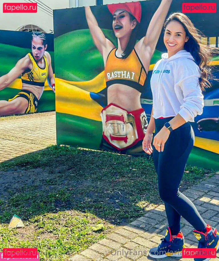 arianelipski Onlyfans Photo Gallery 