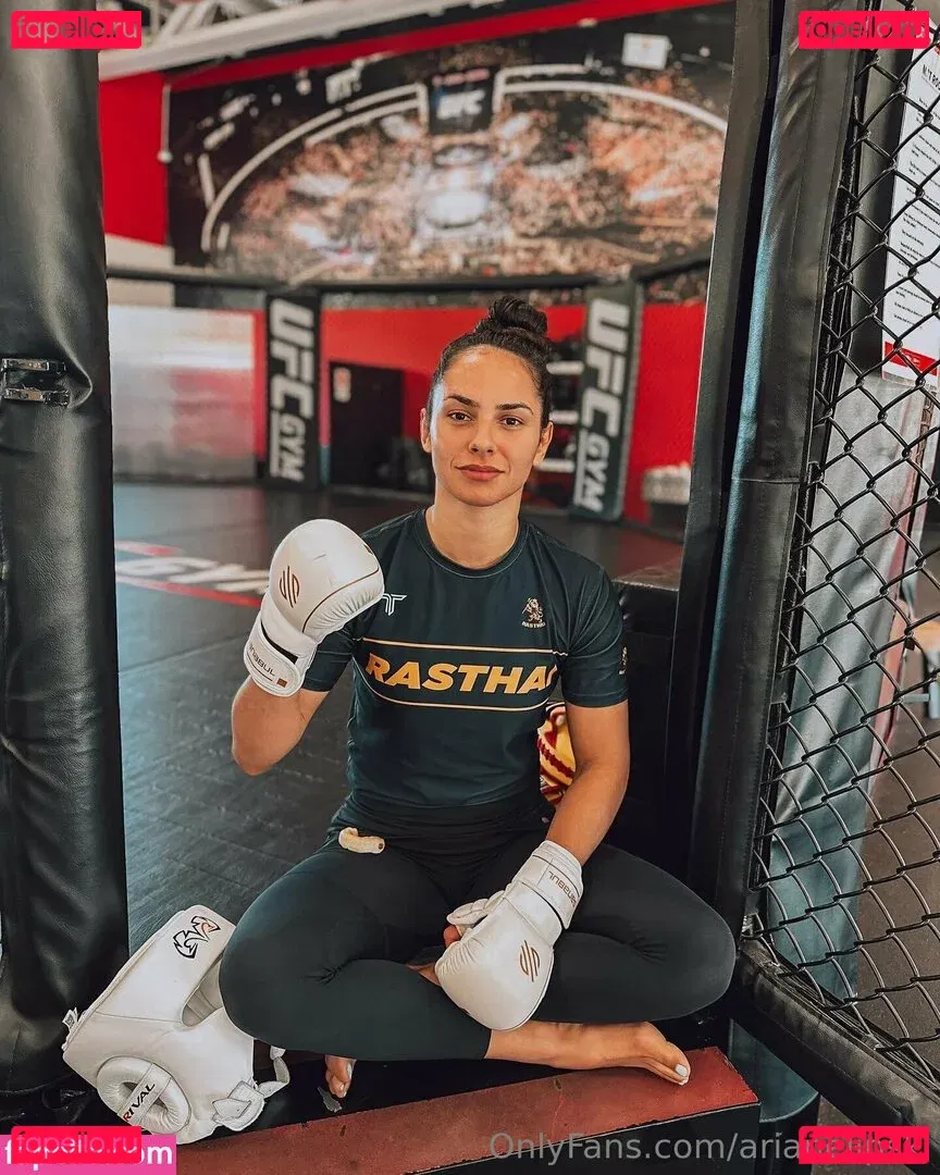 arianelipski Onlyfans Photo Gallery 