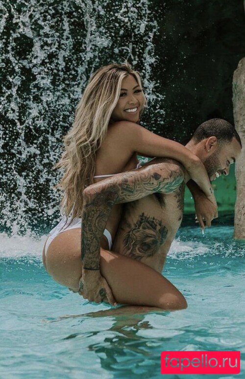 Liane V Nude Onlyfans Photo 28
