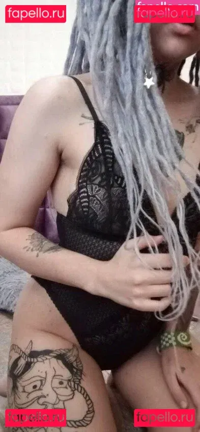 Dark Elf Onlyfans Photo Gallery 