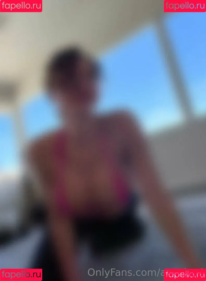 anacheri Onlyfans Photo Gallery 