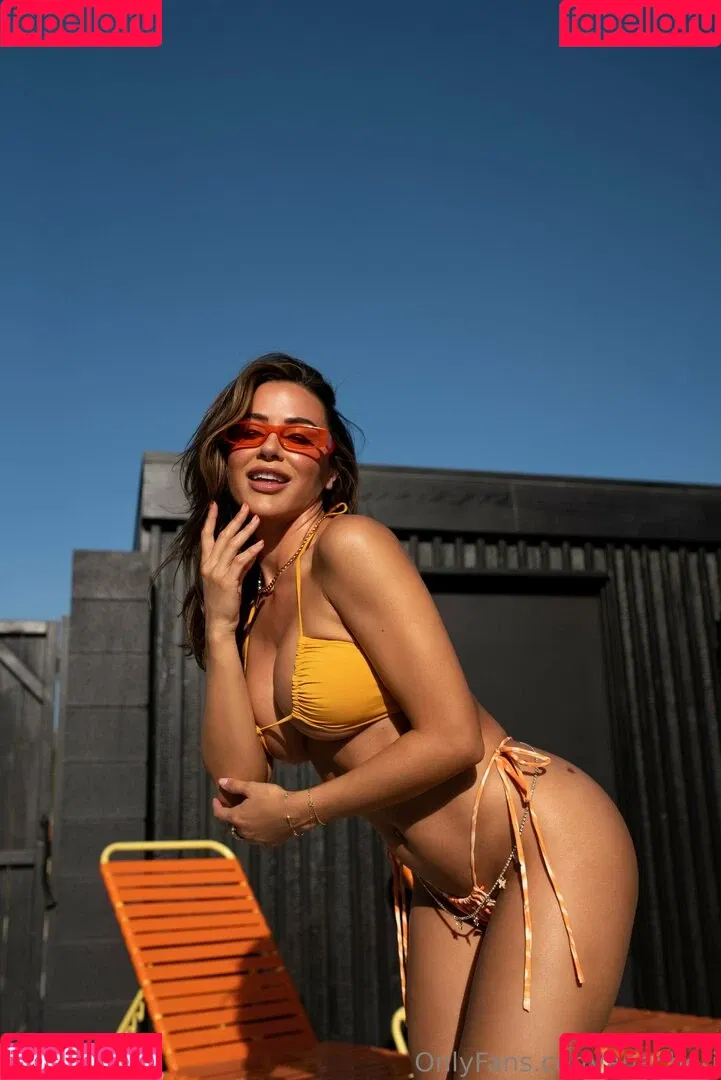 anacheri Onlyfans Photo Gallery 