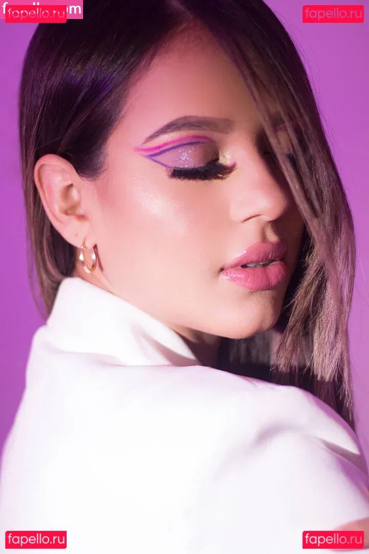 Abella Croft Onlyfans Photo Gallery 