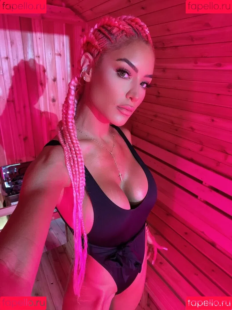 Natalie Eva Marie Onlyfans Photo Gallery 