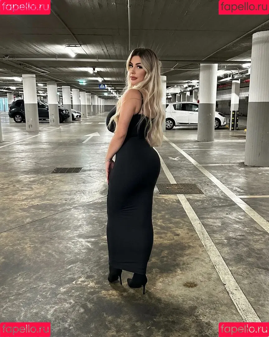 Valentina Di Rocco Onlyfans Photo Gallery 