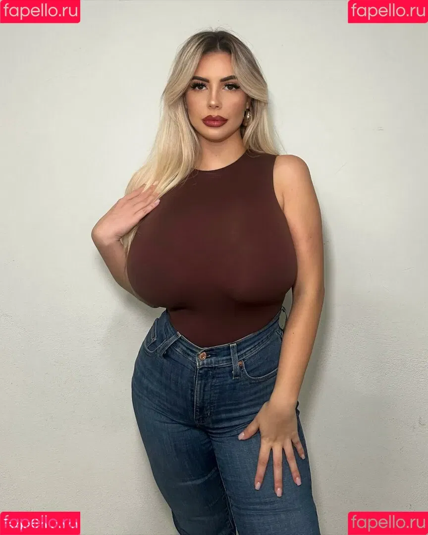Valentina Di Rocco Onlyfans Photo Gallery 