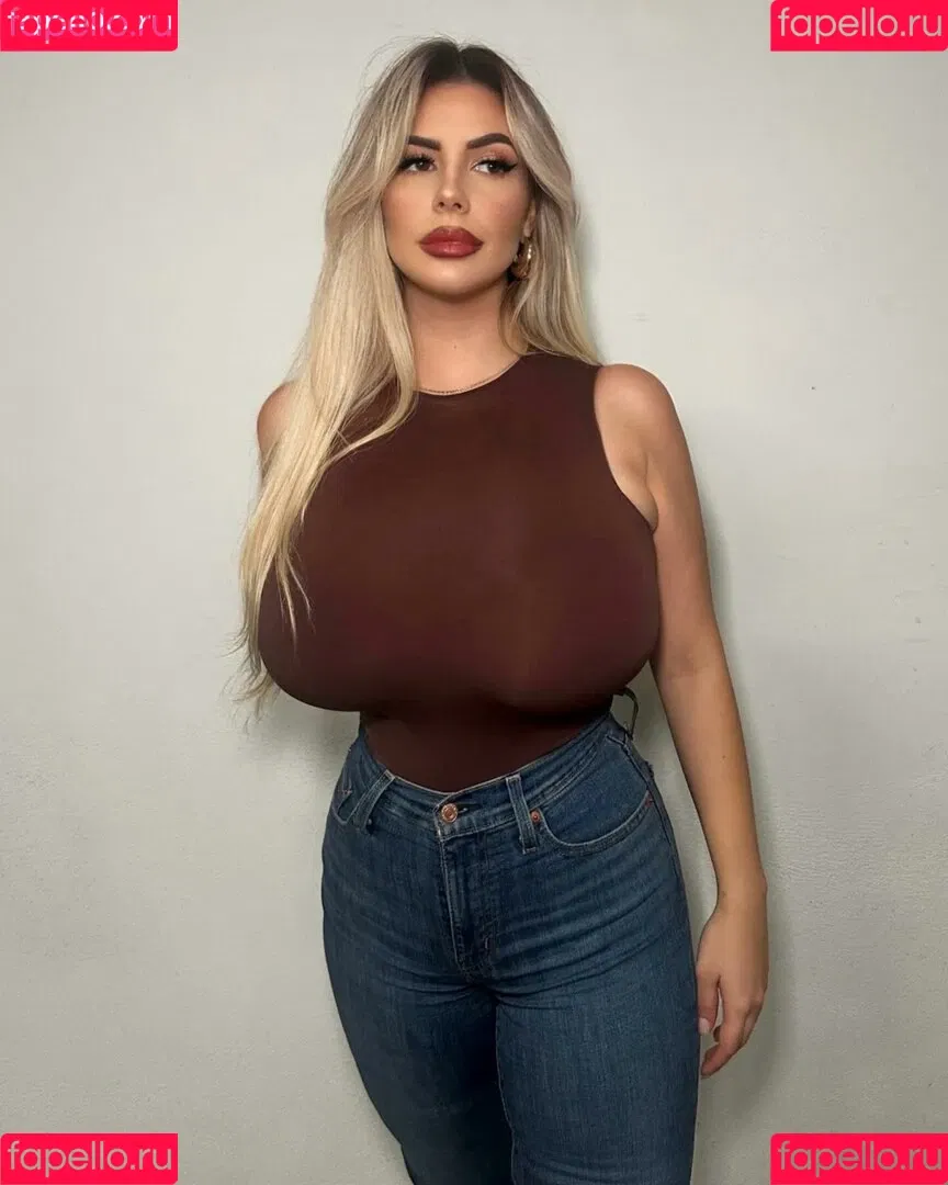 Valentina Di Rocco Onlyfans Photo Gallery 